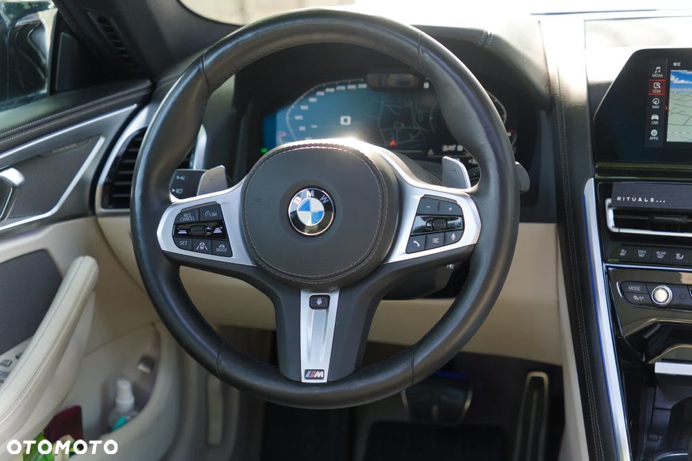 BMW Seria 8 840i xDrive - 23