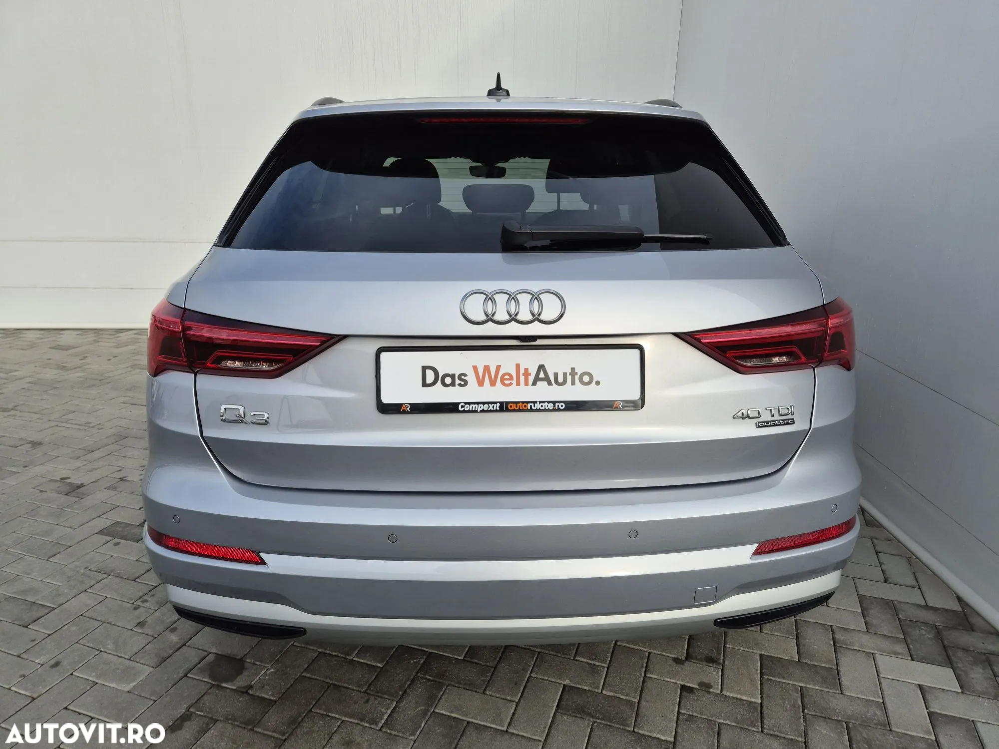Audi Q3 2.0 40 TDI S tronic quattro Advanced - 4