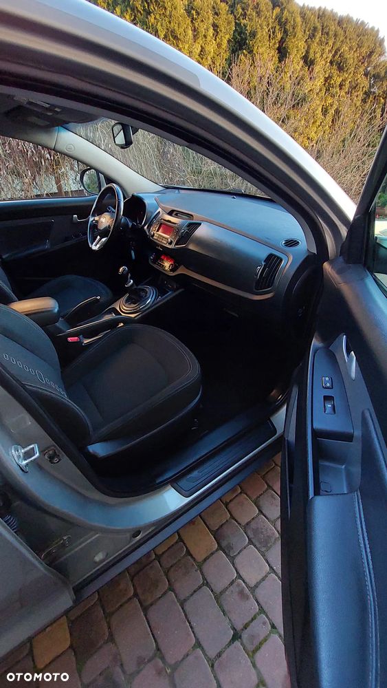 Kia Sportage 2.0 CRDI 4WD Dream-Team Edition - 18