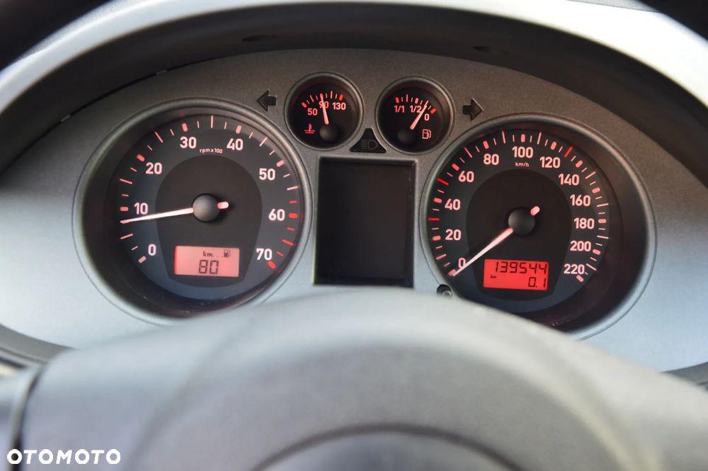 Seat Ibiza 1.4 16V Style - 11