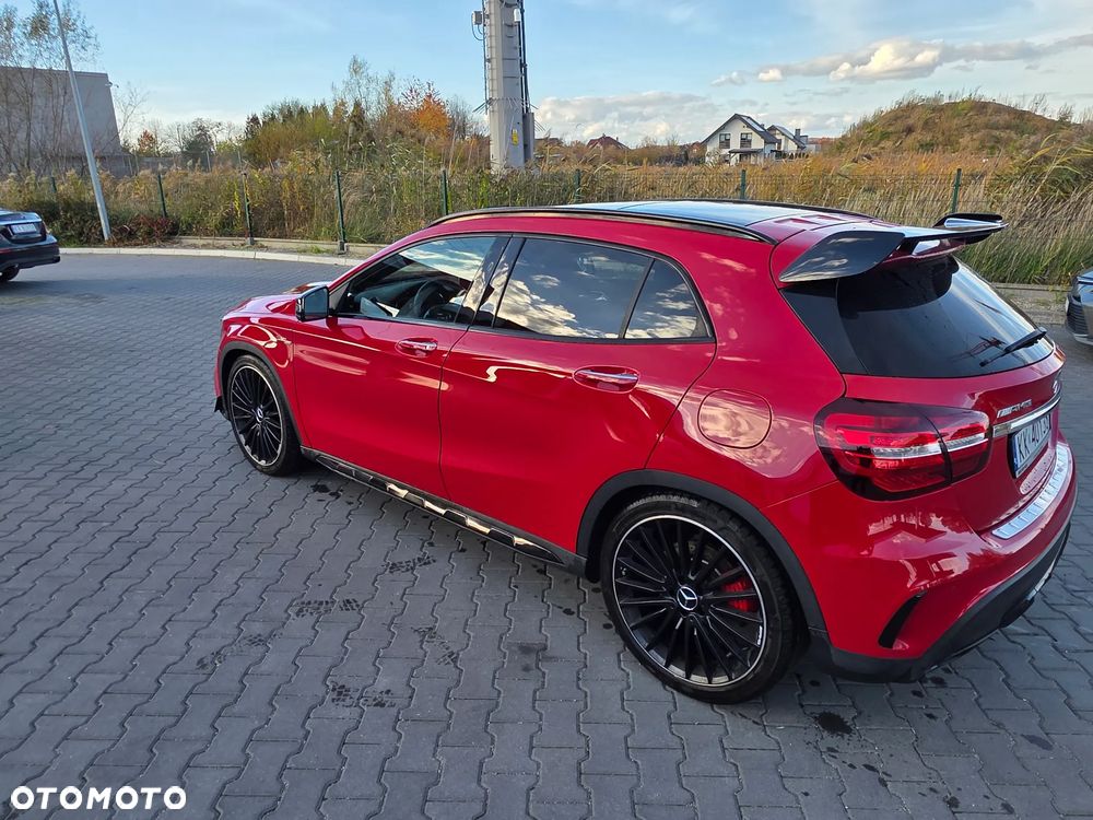 Mercedes-Benz GLA AMG 45 4-Matic - 3