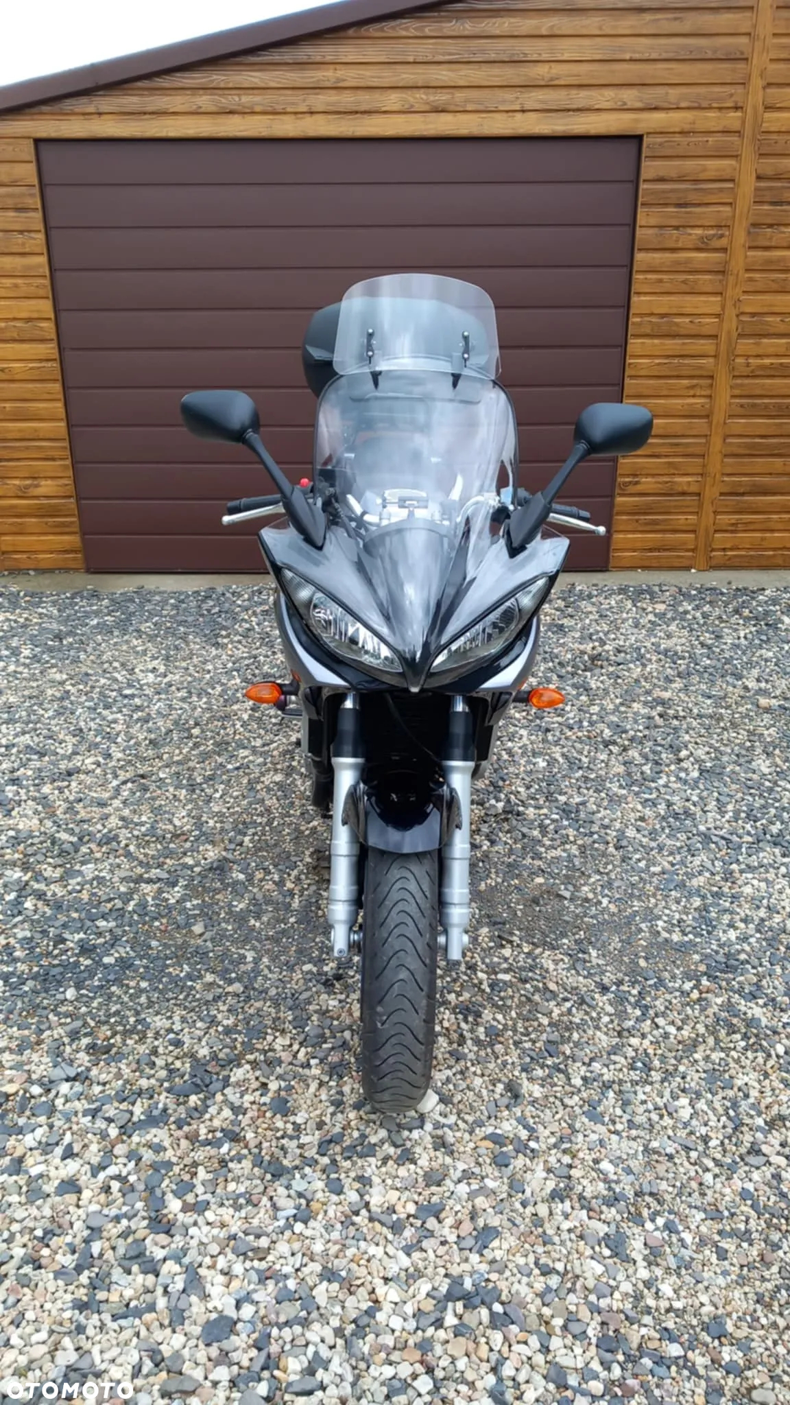 Yamaha FZ6 - 3