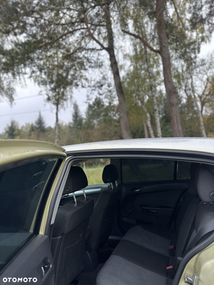 Opel Astra - 8