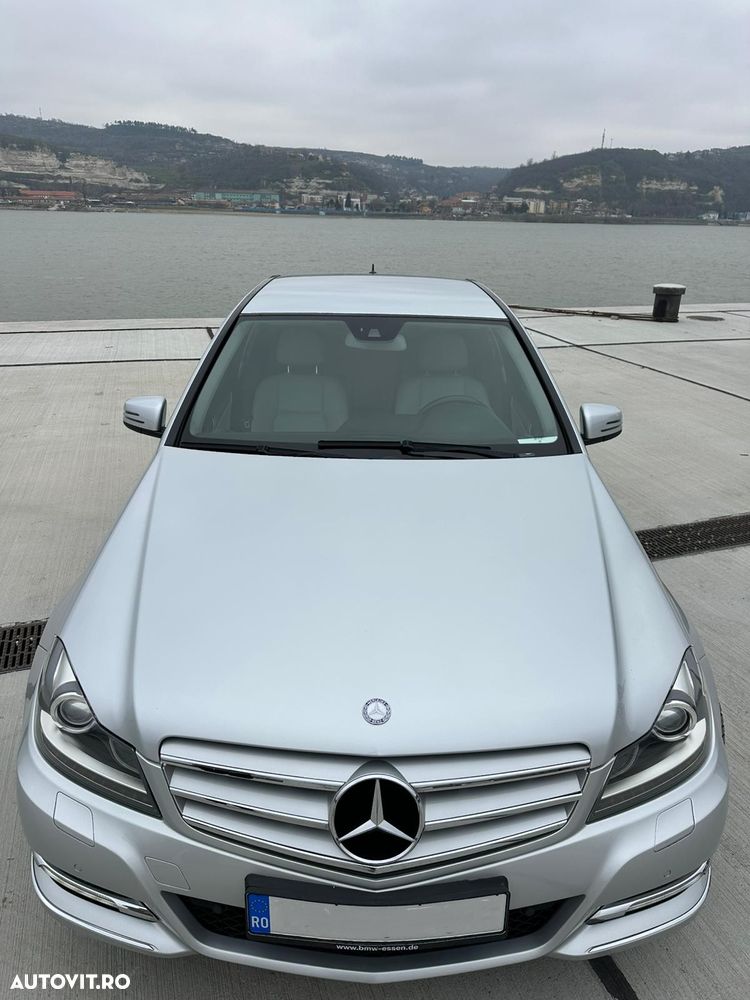 Mercedes-Benz C 200 (BlueEFFICIENCY) 7G-TRONIC Avantgarde - 3