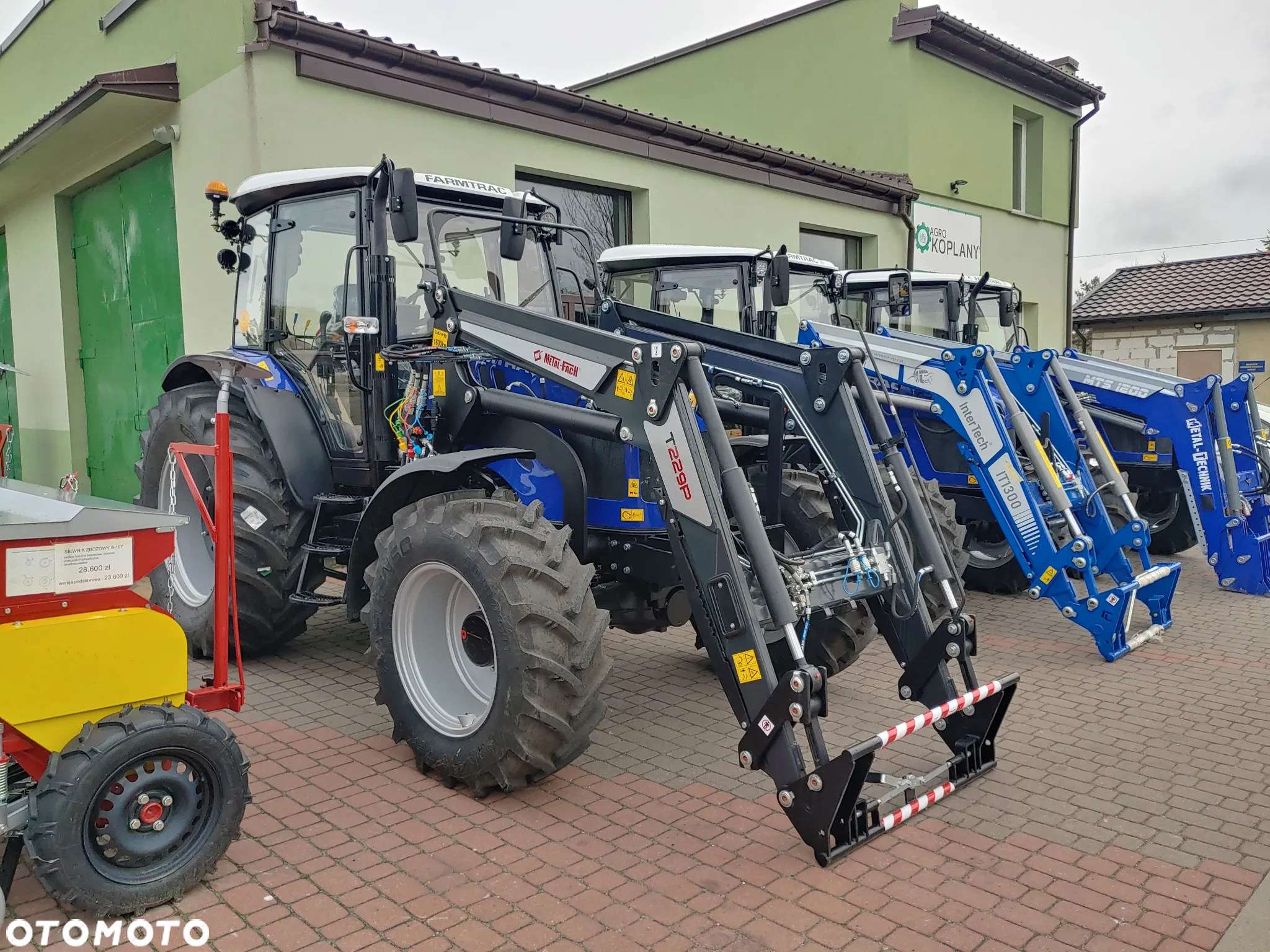 Farmtrac 680 DTŋ V  76 KM - 15