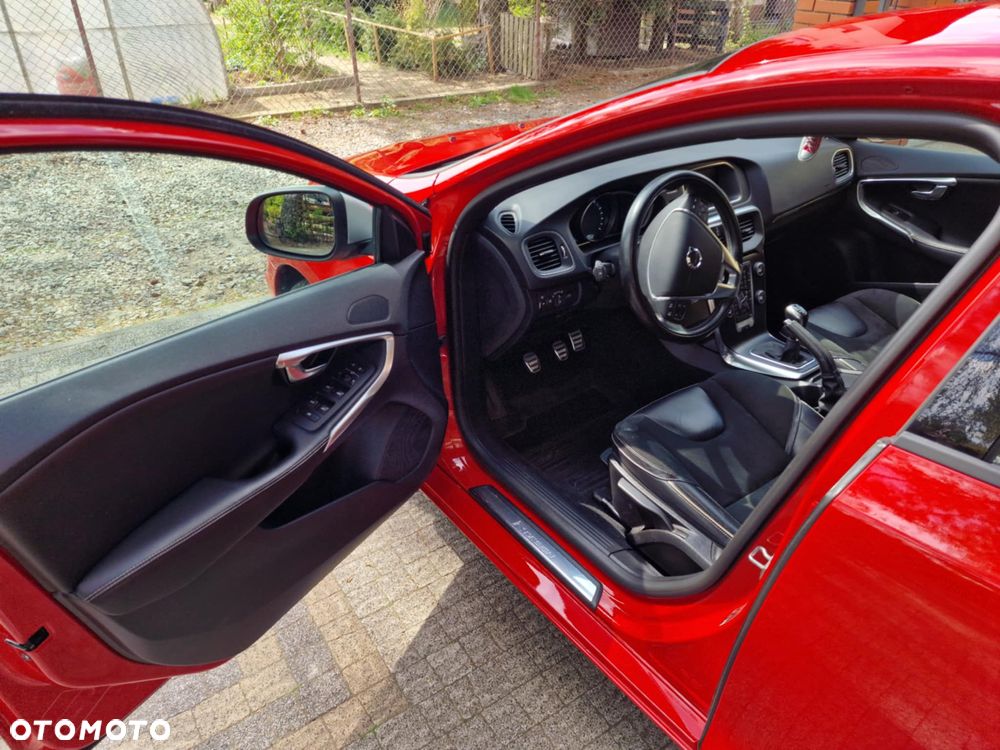 Volvo V40 T3 Drive-E Summum - 8