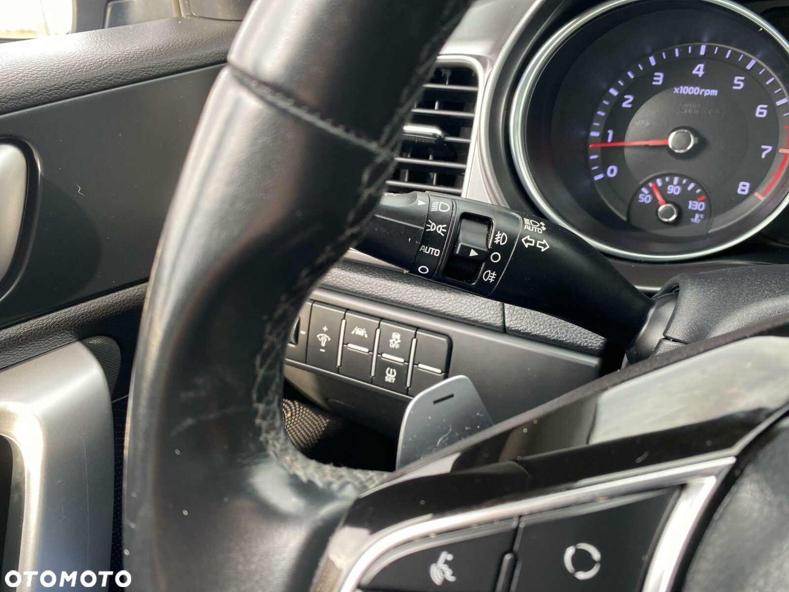 Kia Ceed - 27