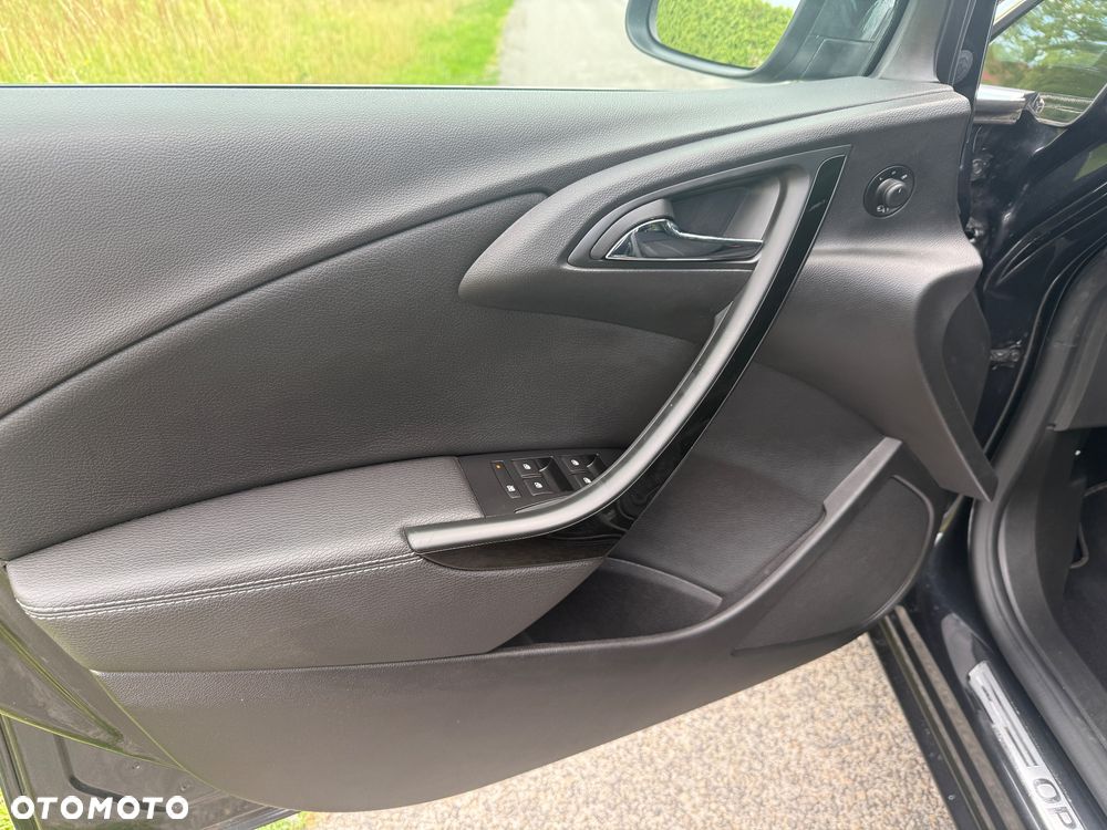 Opel Astra 2.0 CDTI DPF ecoFLEX SportsTourer Start/Stop Exklusiv - 17