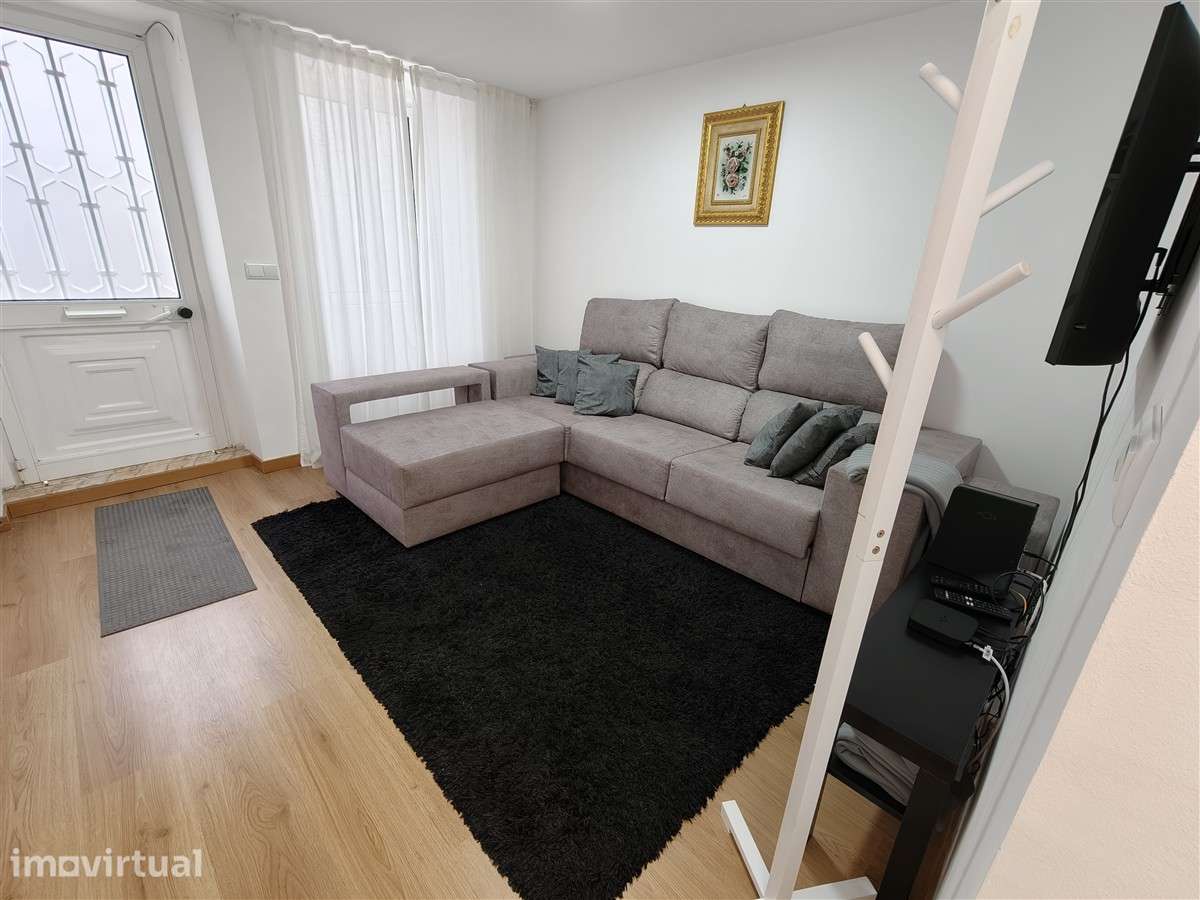 Casa T0+2, 2ª linha de Mar, Caxinas, Vila do Conde-Mobilada e equipada - Grande imagem: 2/11