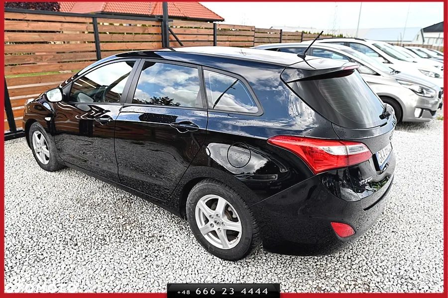 Hyundai i30 blue Kombi 1.6 CRDi DCT Passion - 10