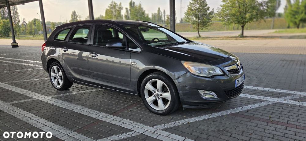 Opel Astra 1.7 CDTI DPF Active - 10