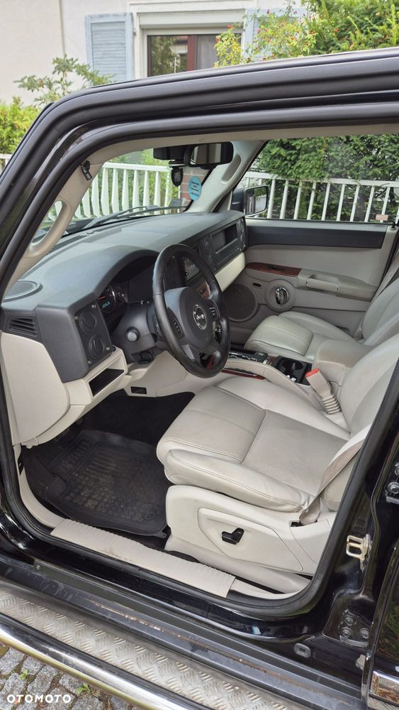 Jeep Commander 5.7 V8 HEMI Automatik Limited - 5