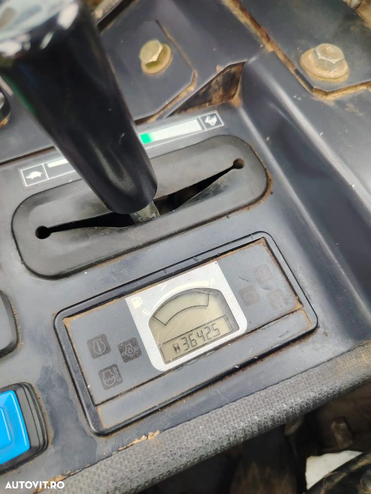 Hitachi ZX26 - 17