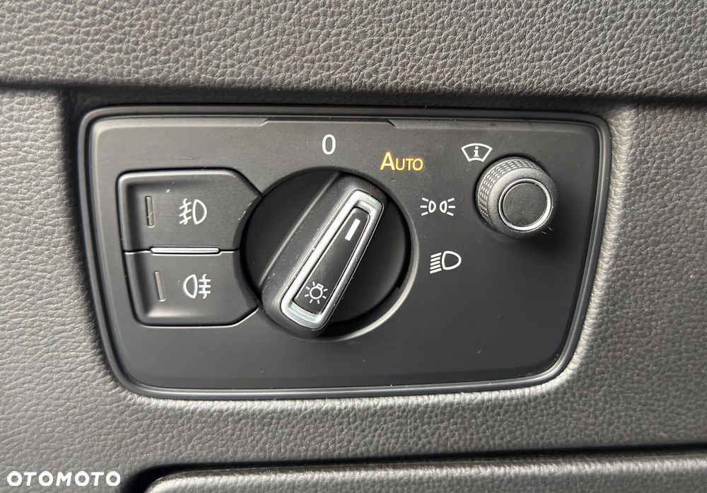 Volkswagen Passat - 20