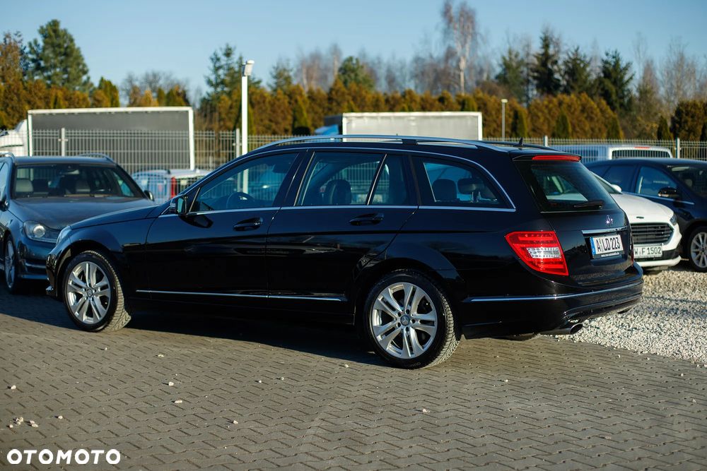 Mercedes-Benz Klasa C 200 (BlueEFFICIENCY) 7G-TRONIC Avantgarde - 12