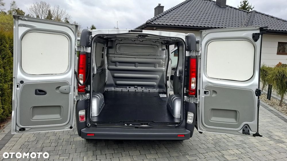 Opel VIVARO - 26