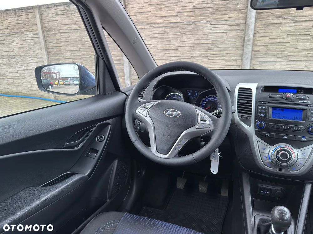 Hyundai ix20 - 23