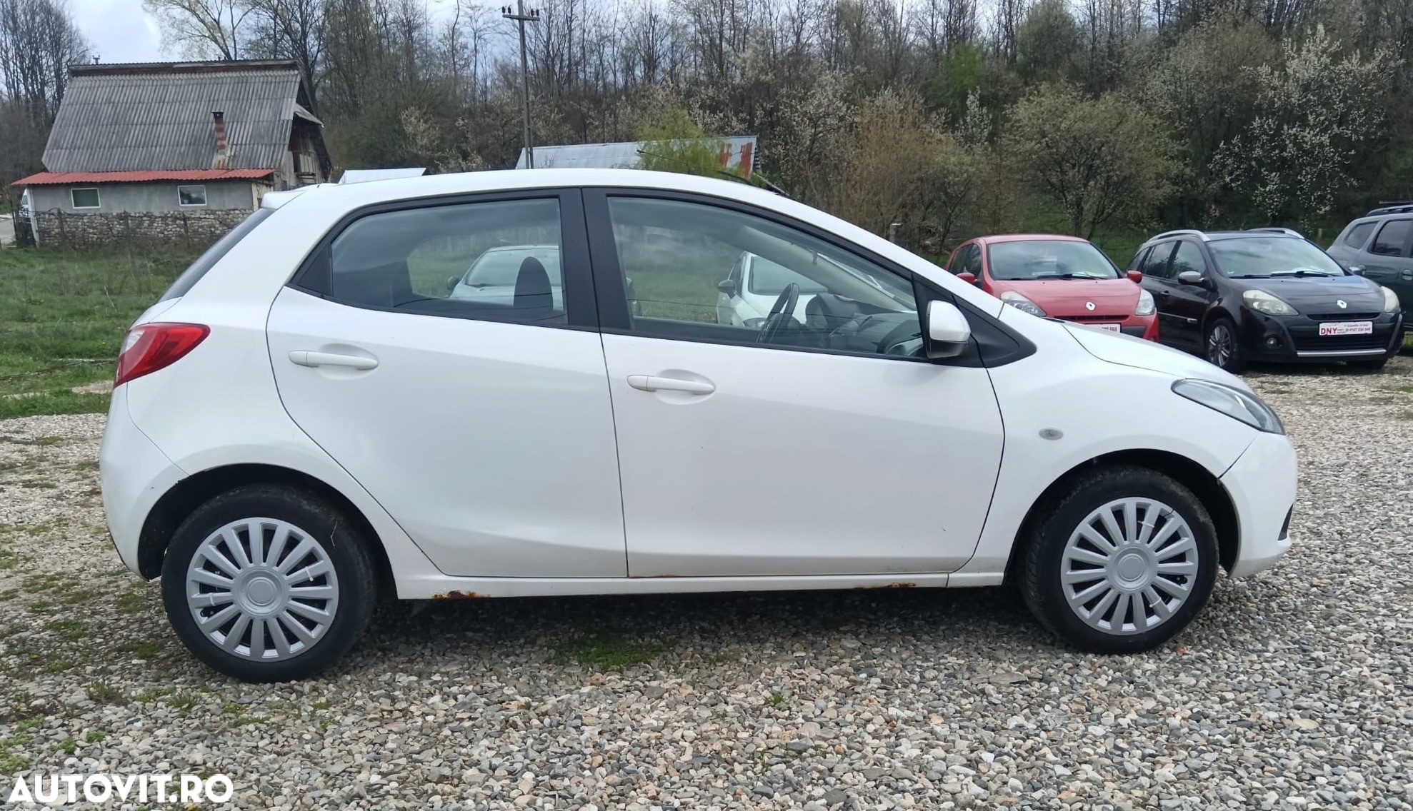 Mazda 2 1.3i TE - 6
