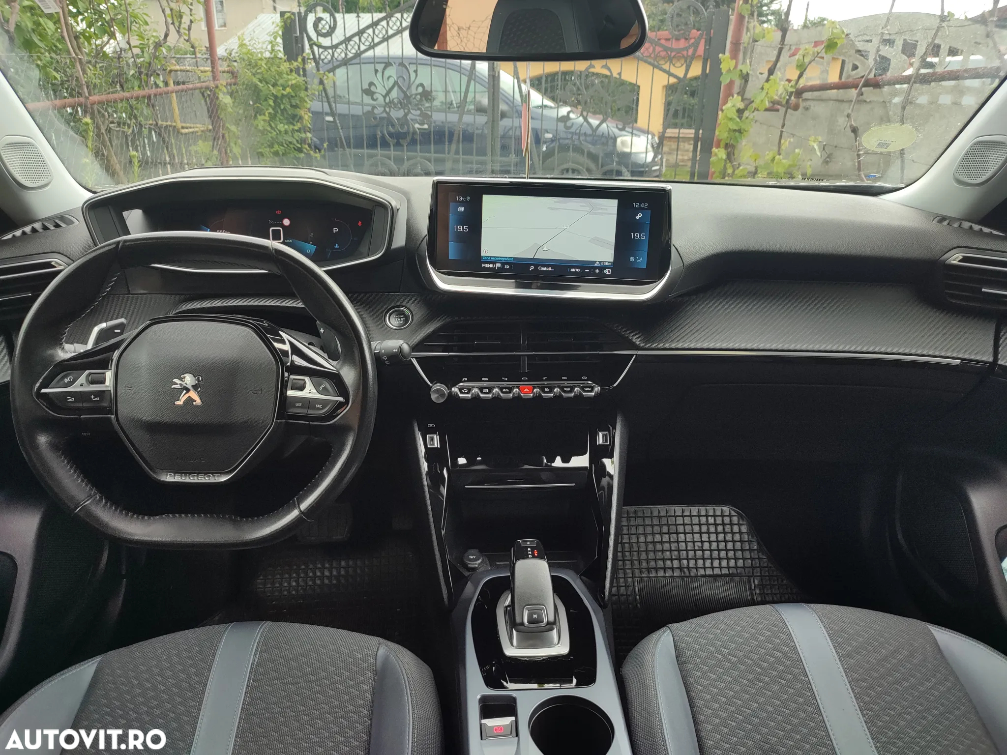 Peugeot 2008 1.5 BlueHDI 130 S&S EAT8 Allure - 18