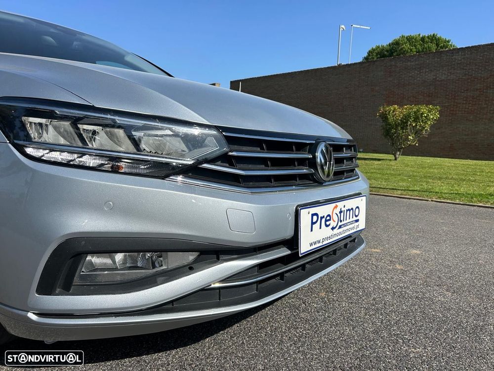 VW Passat Variant 1.6 TDI Confortline DSG - 19