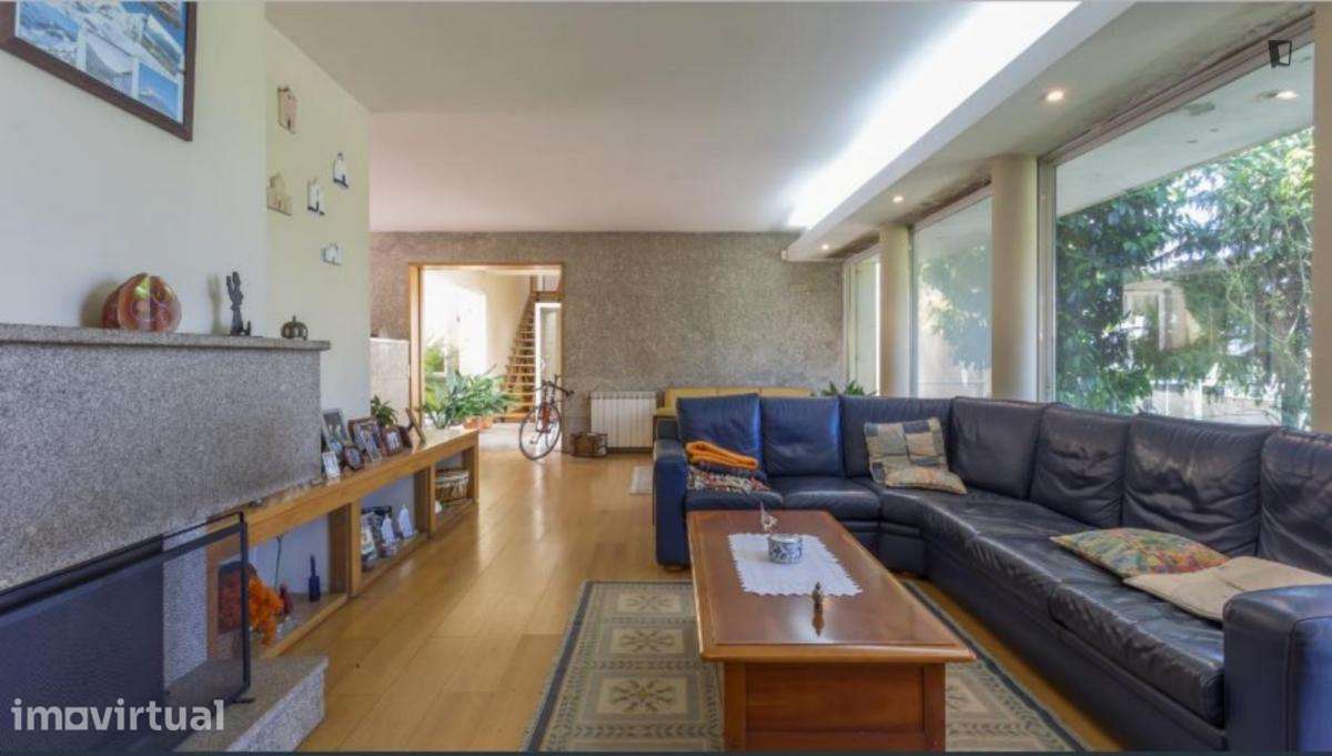 Quarto - localizado em Vila nova de gaia - Grande imagem: 5/26