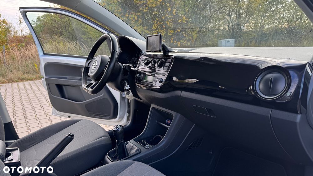 Volkswagen up! - 20