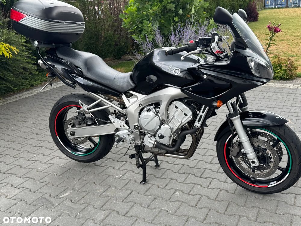 Yamaha FZ6 - 3