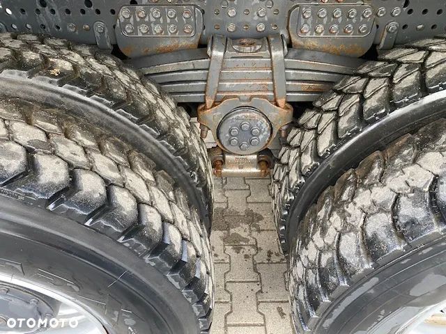 Mercedes-Benz Arocs 4142 / 8x6 - 28