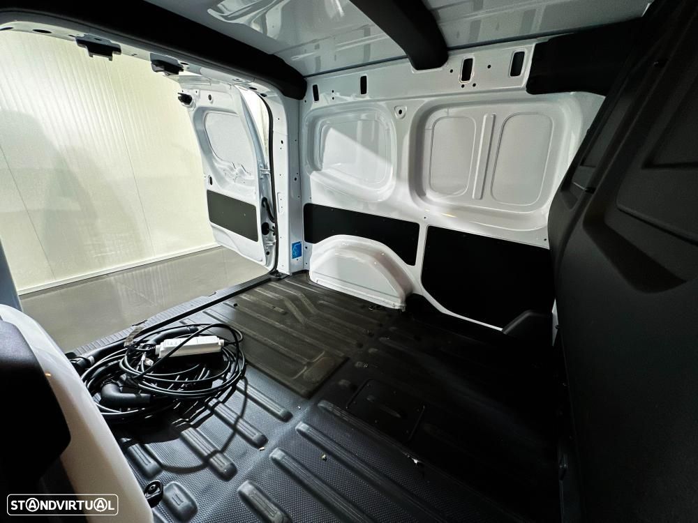 Nissan TOWNSTAR EV L1 - 19