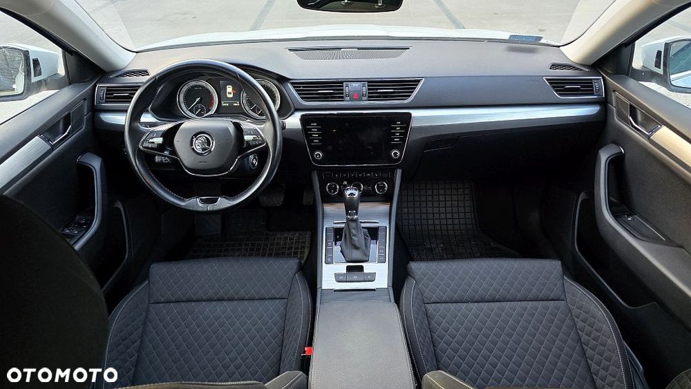 Skoda Superb 2.0 TSI Style DSG - 7