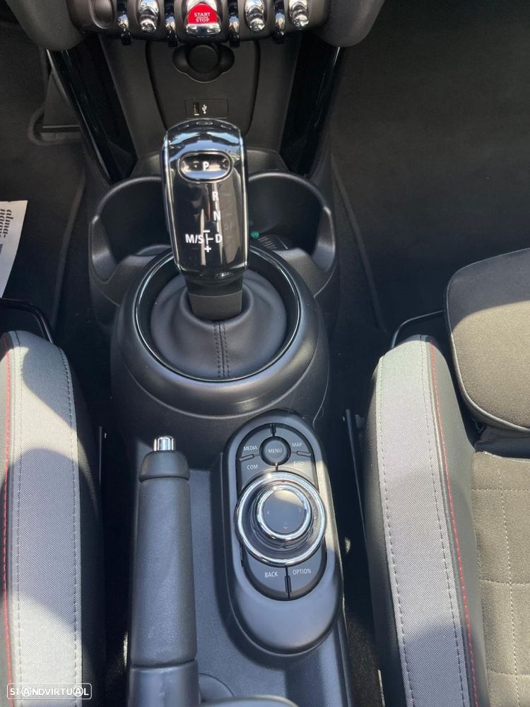 MINI Cabrio Cooper S Premium JCW Auto - 28