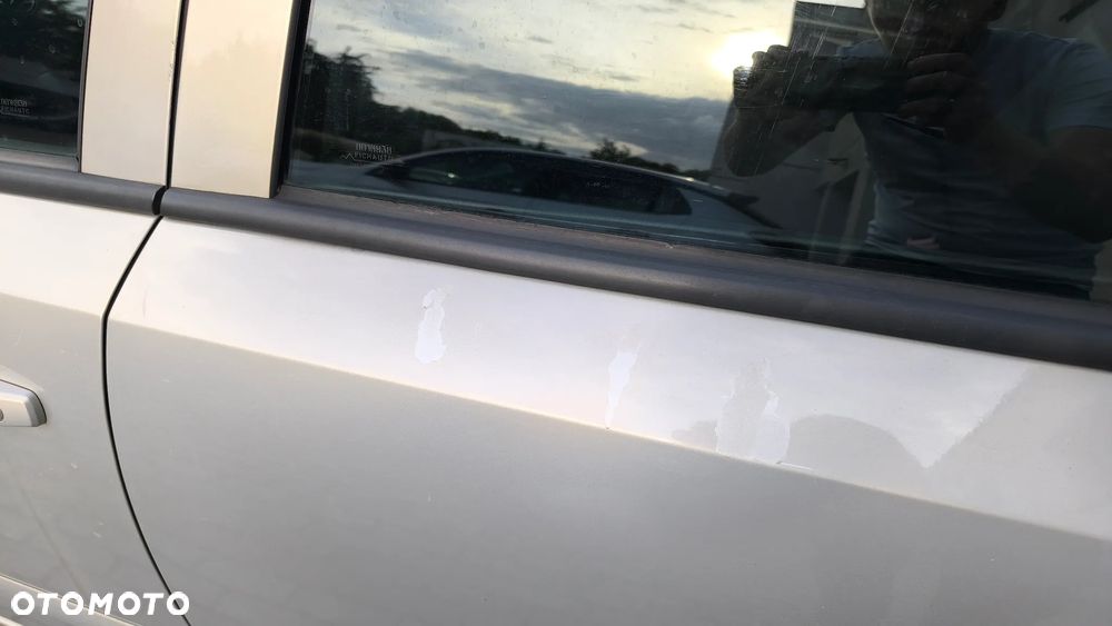 Opel Astra 1.6 Enjoy - 26