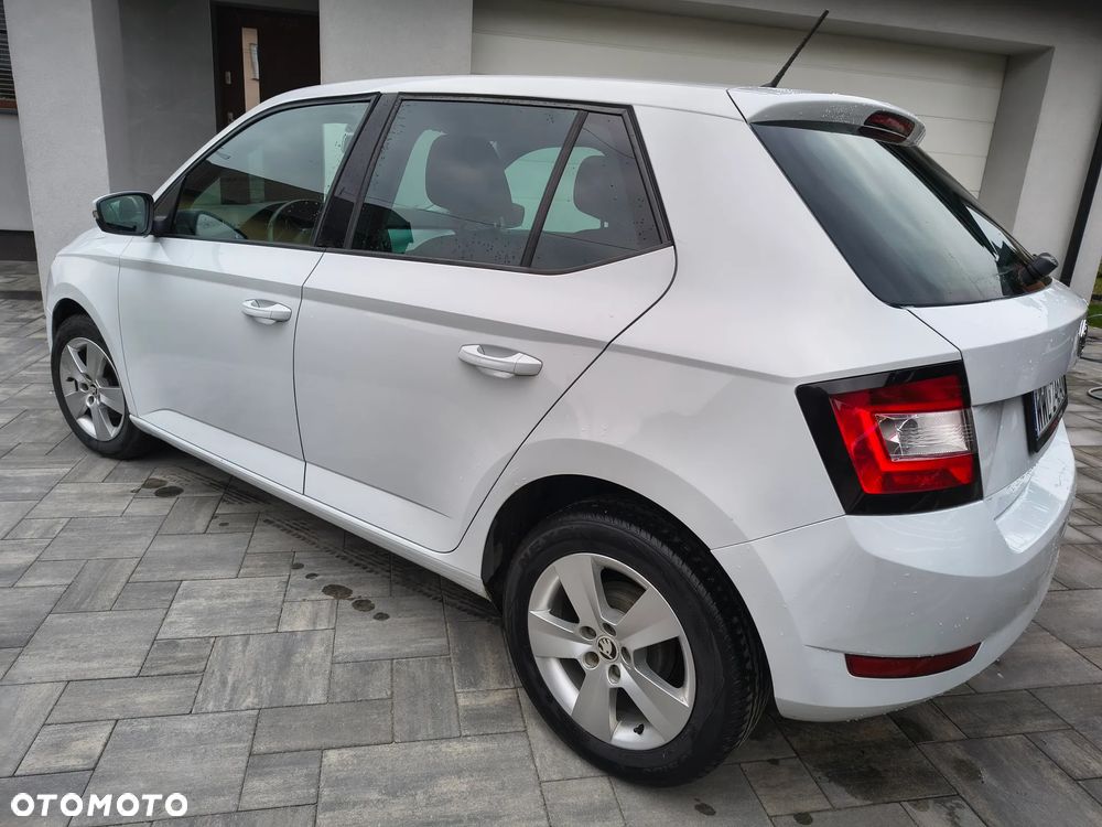 Skoda Fabia 1.0 Ambition - 4