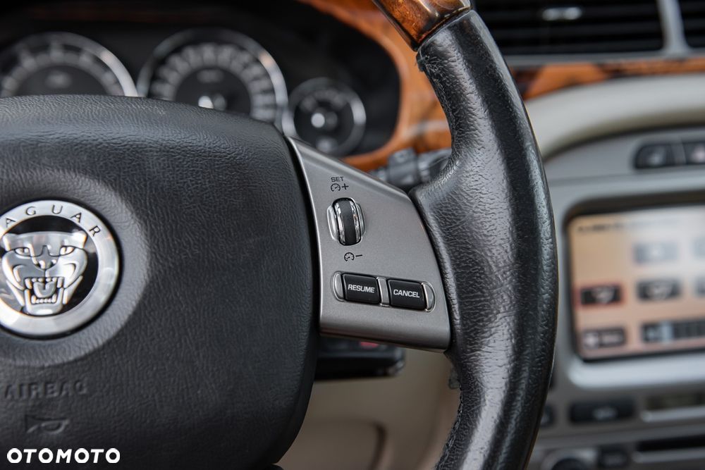 Jaguar X-Type 2.5 Executive - 22