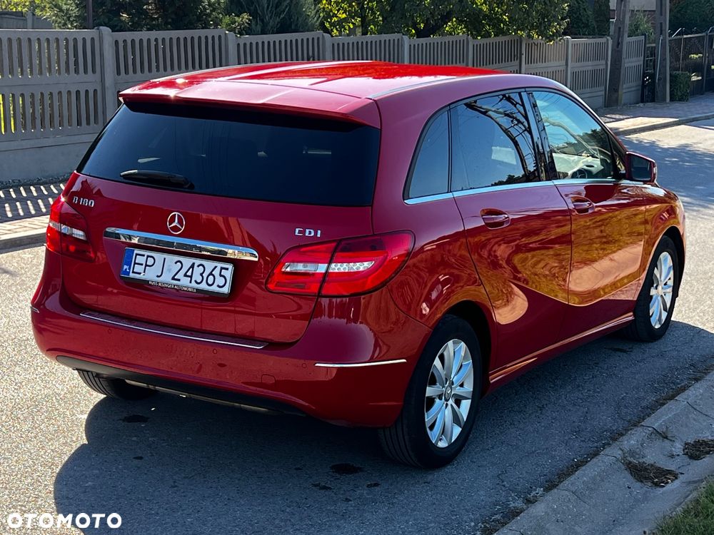 Mercedes-Benz B-Class 2012 photo 4
