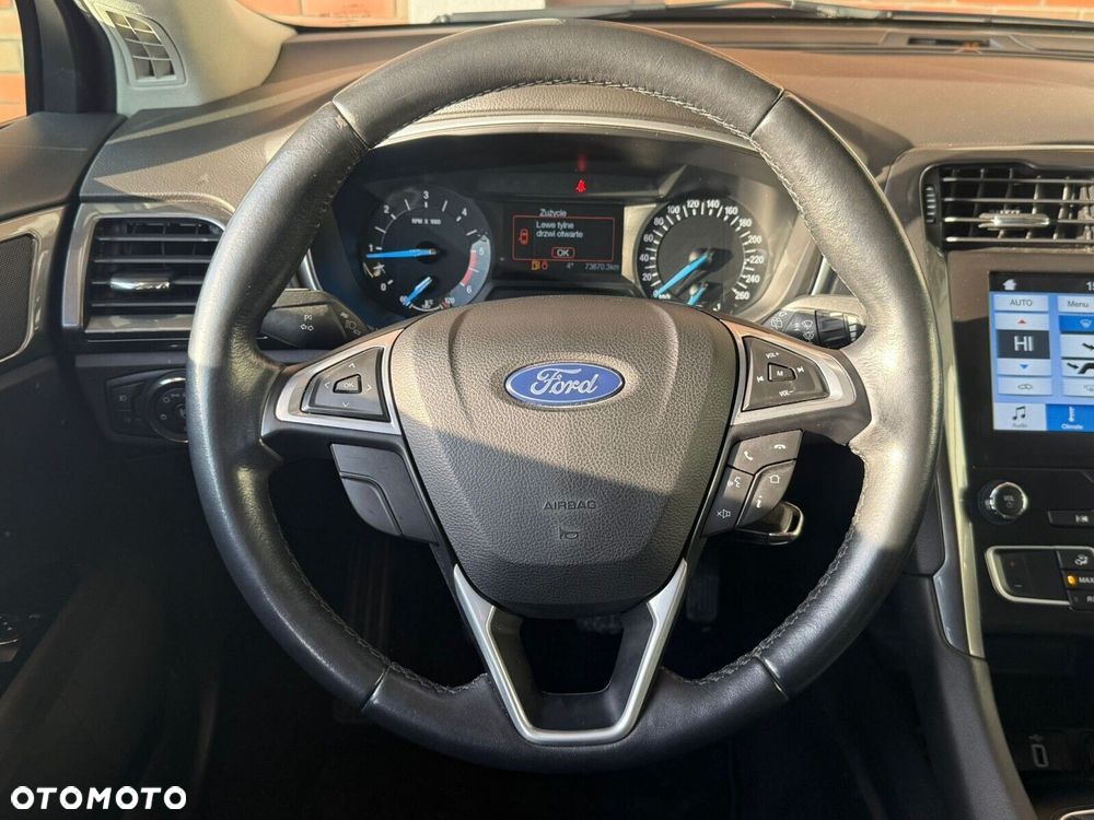 Ford Mondeo - 17