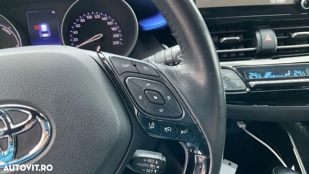 Toyota C-HR 2.0 HSD 184 CP 4x2 CVT C-ult Style bi-tone - 25