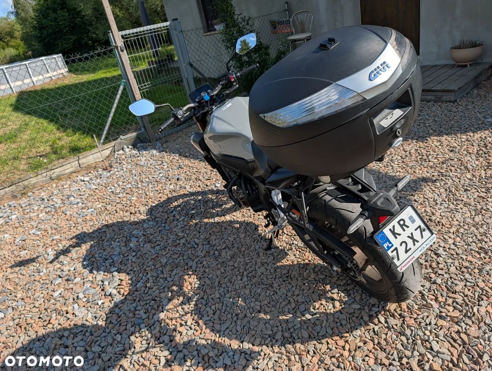 Honda CB - 3
