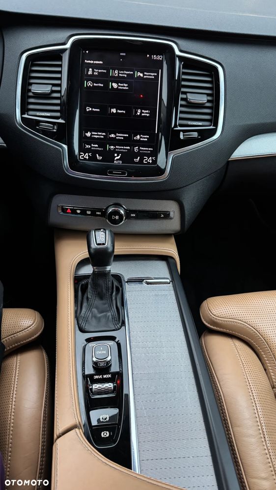 Volvo XC 90 D5 SCR AWD Inscription 7os - 17