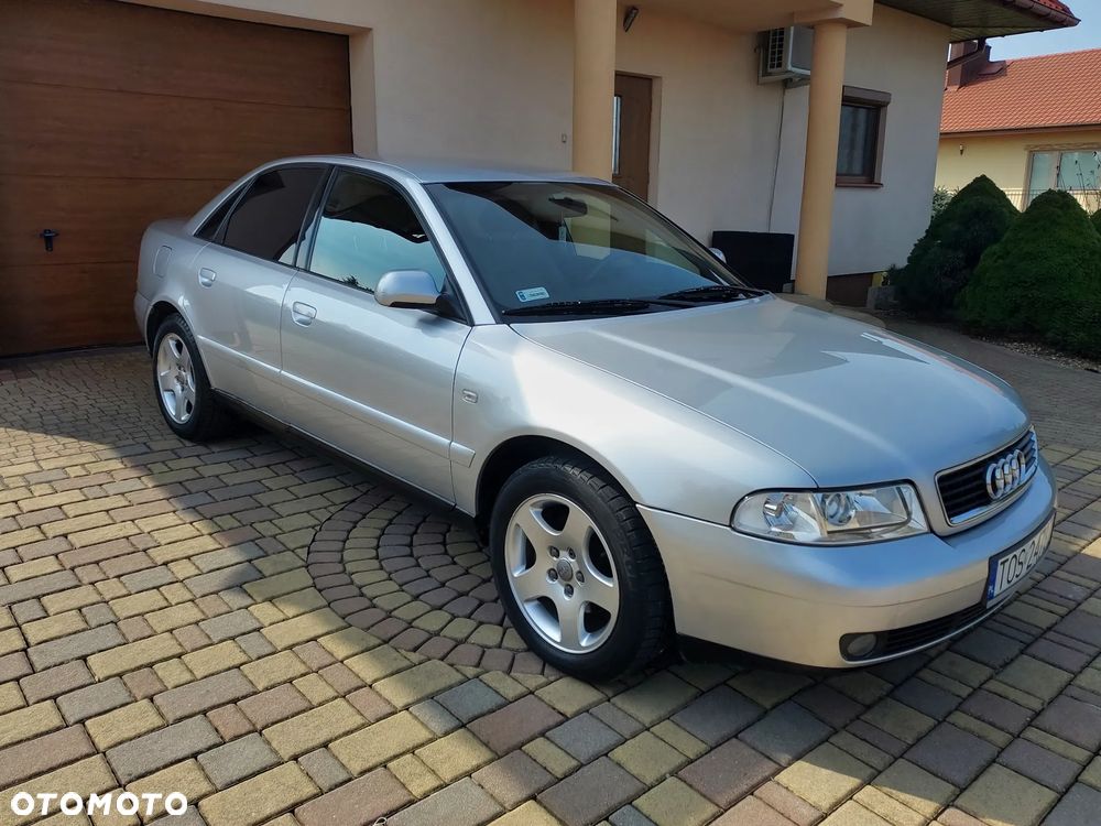 Audi A4 Limousine - 2