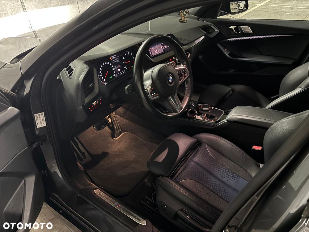BMW Seria 1 118i M Sport - 16
