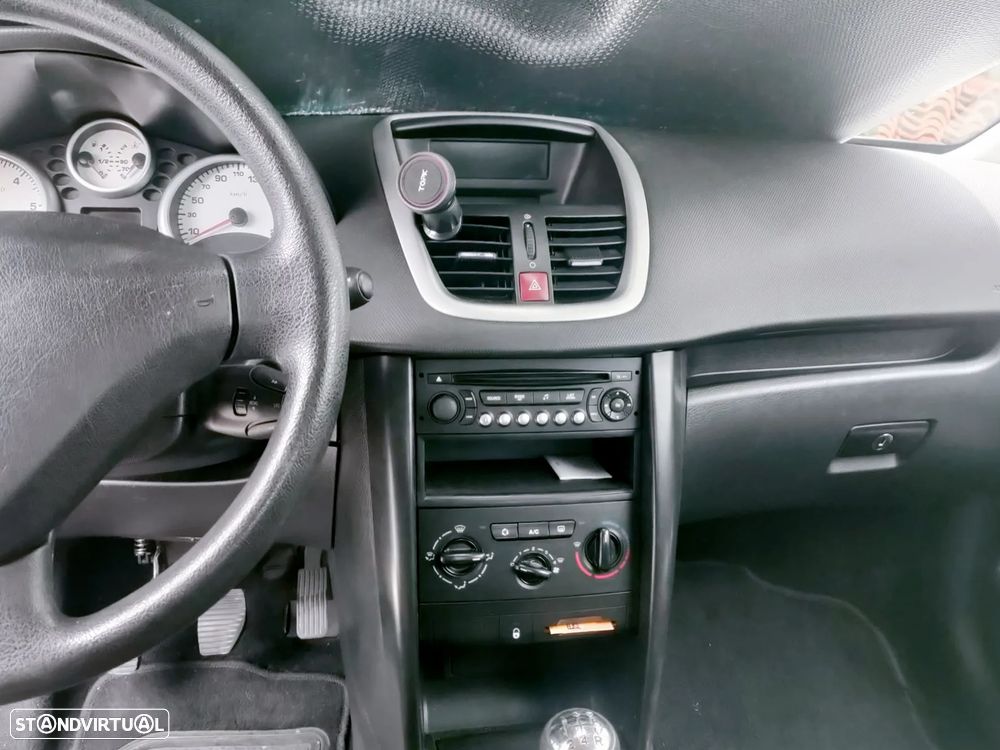 Peugeot 207 1.6 HDi Sport - 8