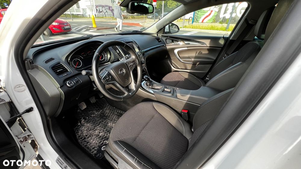 Opel Insignia 2.0 CDTI Cosmo 4x4 S&S - 12