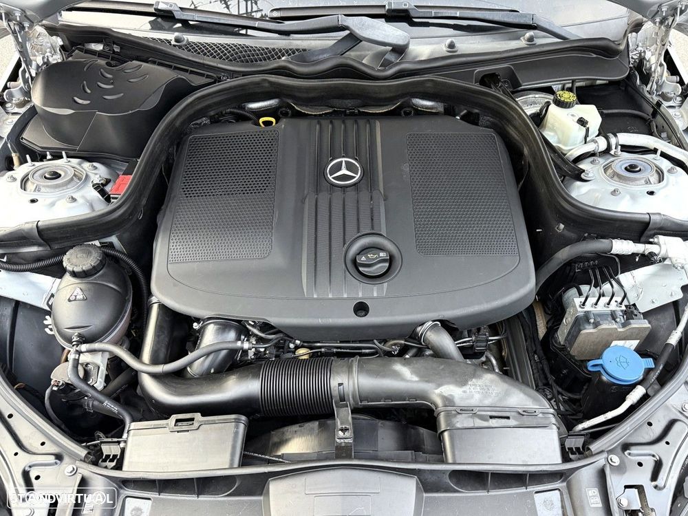 Mercedes-Benz E 220 BlueTEC Avantgarde Auto. - 15