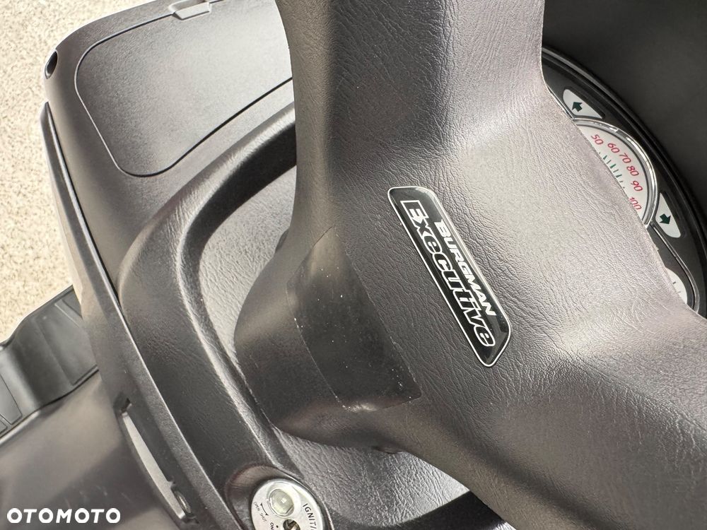 Suzuki Burgman - 11