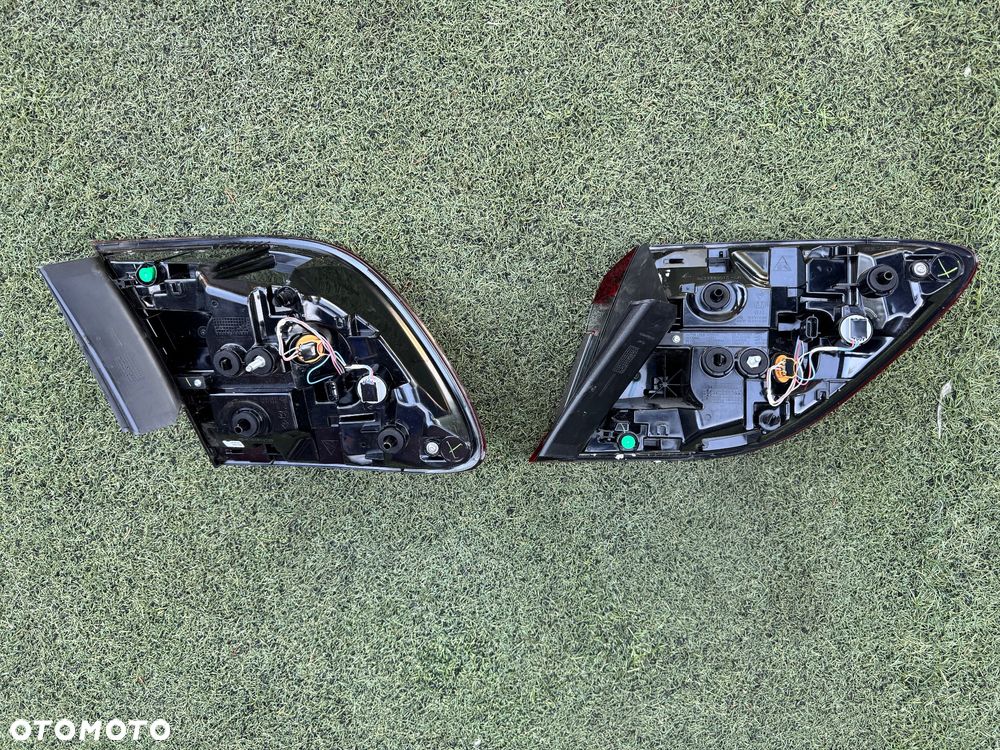 LAMPA RENAULT CAPTUR II 2 TYŁ TYLNIA LEWA PRAWA OE - 4
