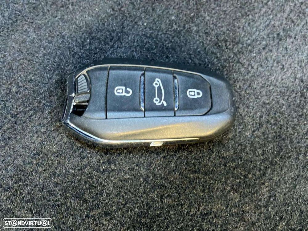 Peugeot 508 1.6 Hybrid Allure e-EAT8 - 17