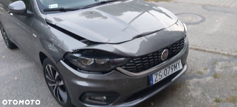 Fiat Tipo 1.4 16V Lounge - 24