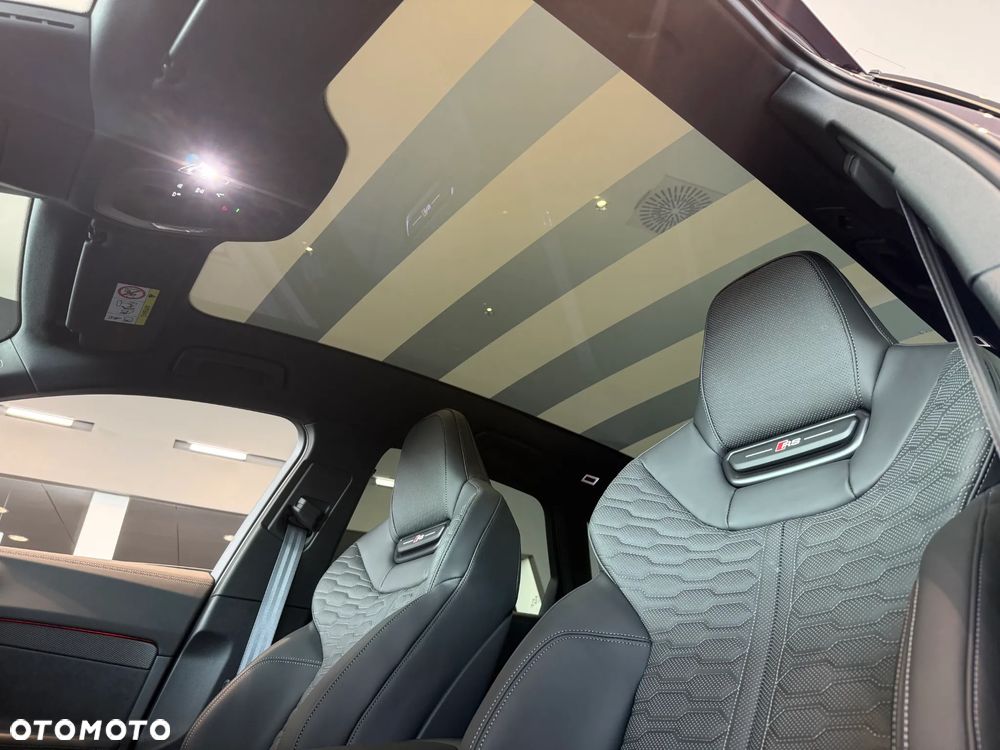 Audi RS5 Avant e-Hybrid 470kW Tiptronic - 22