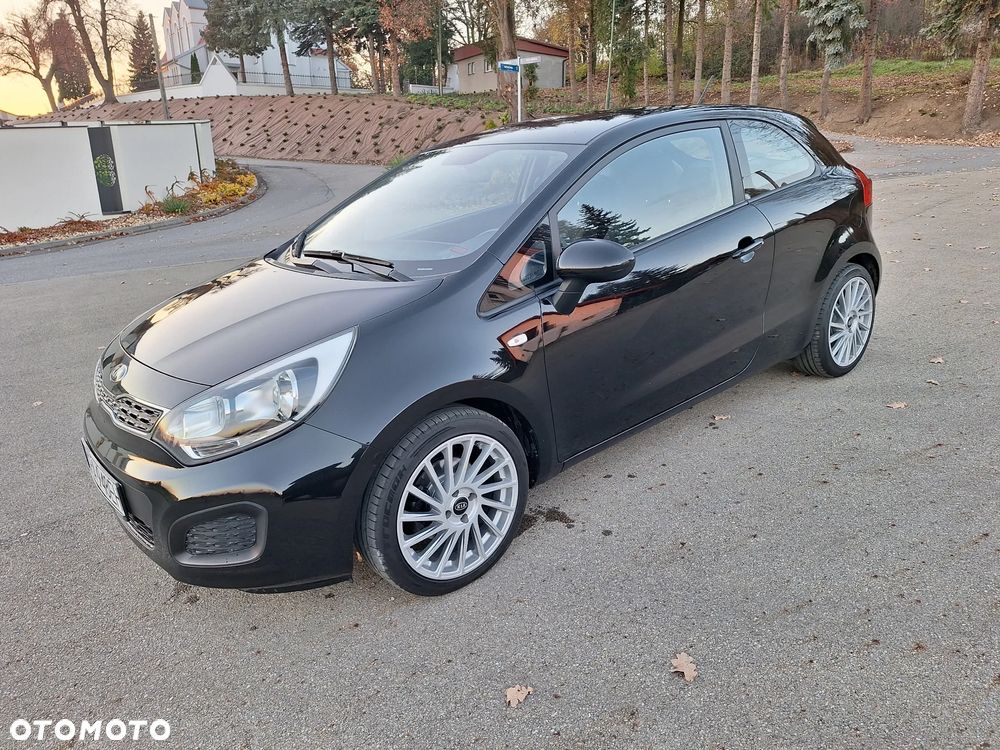 Kia Rio - 1